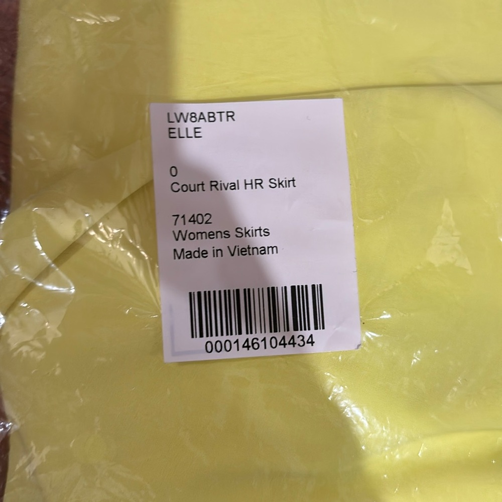 Lululemon court rival HR skirt